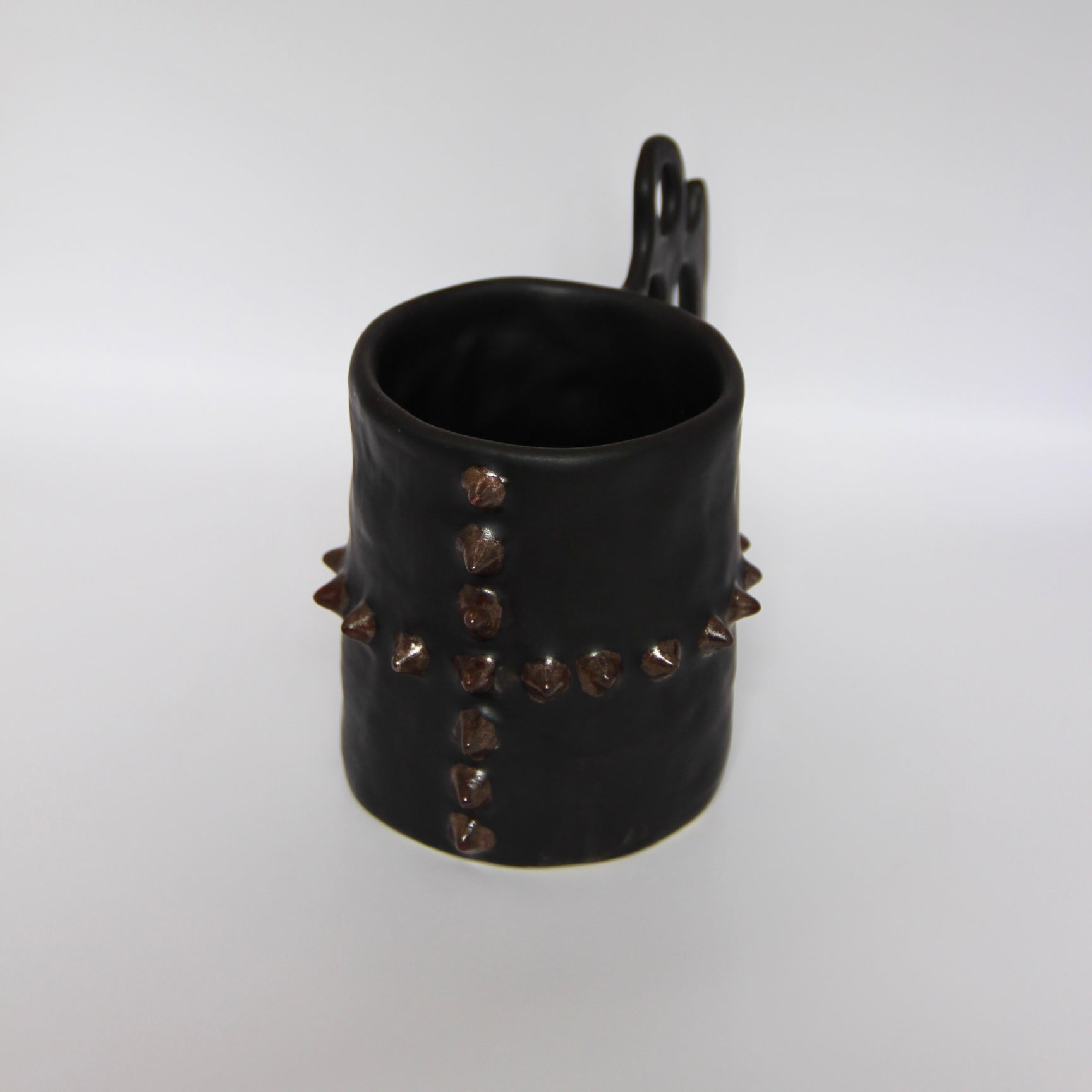 Brass Knucks Mug 01.
