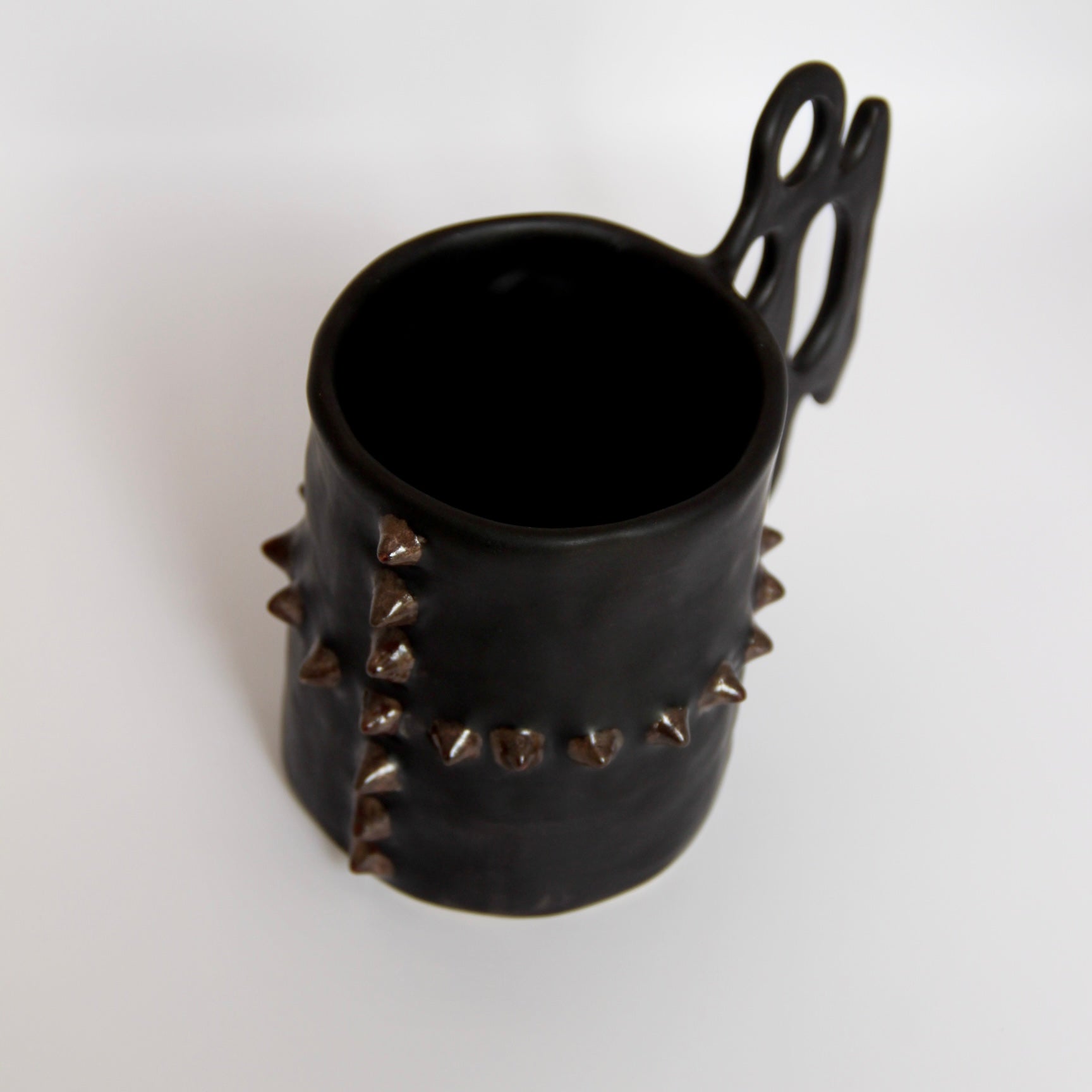 Brass Knucks Mug 01.