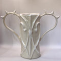 Vase 01.